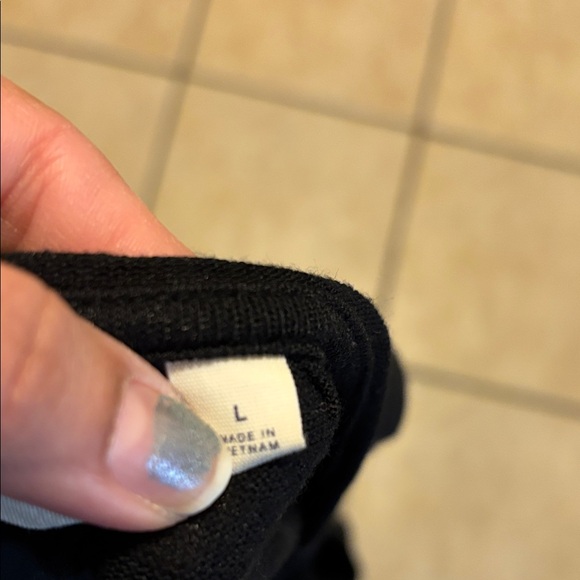 GAP Women's Black Tank Top - Picture 4 of 5